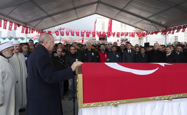 Турска у Сирију уводи УН?! Криза у вези са Идлибом се сели у Њујорк, Руси и Турци опречно о праву Сирије да се избори са терористима